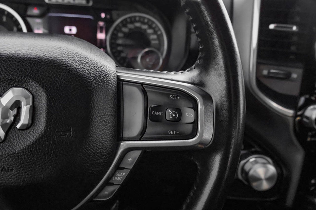 2022 Ram 1500 Laramie 4x4 Crew Cab 5'7 Box Grey Sherwood Park - photo #21