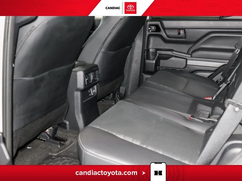 2025 Toyota 4Runner White Saint-Eustache - photo #35