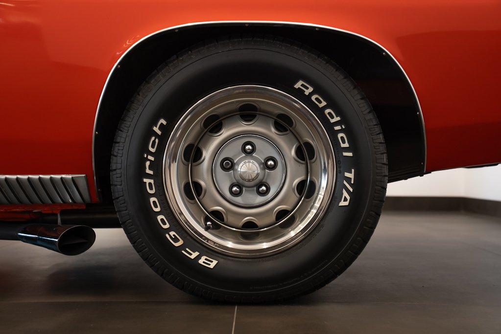 1970 Plymouth AAR Cuda Orange Montreal - photo #79