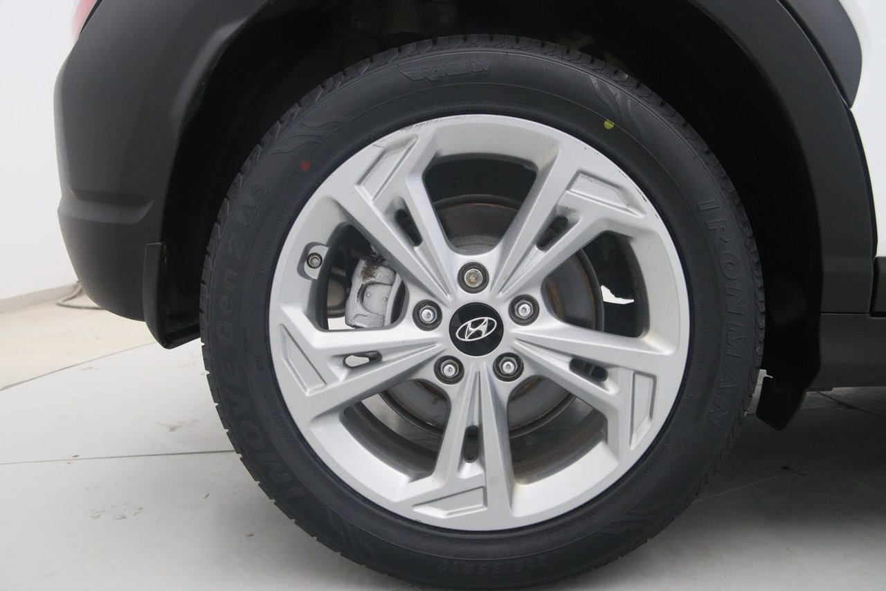 Hyundai Kona Preferred 2023 Blanc Baie-Comeau - photo #16