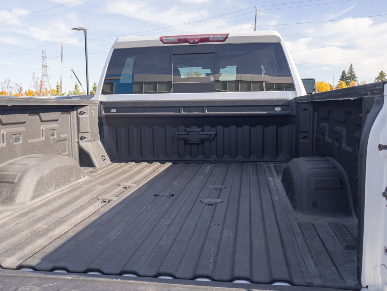 2020 Chevrolet Silverado 2500HD 4WD Crew Cab 159 LTZ White Sherwood Park - photo #10