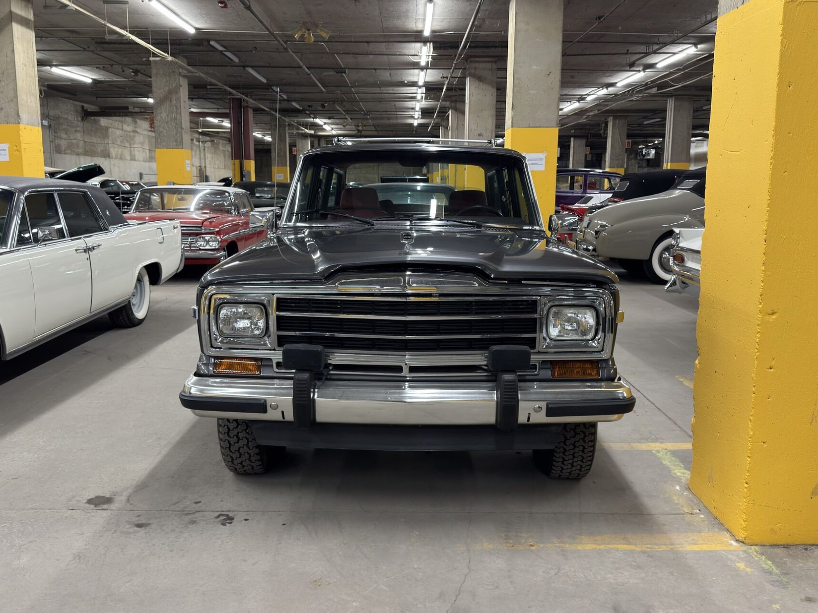 Jeep Grand Wagoneer 1990 Gris Montréal - photo #1