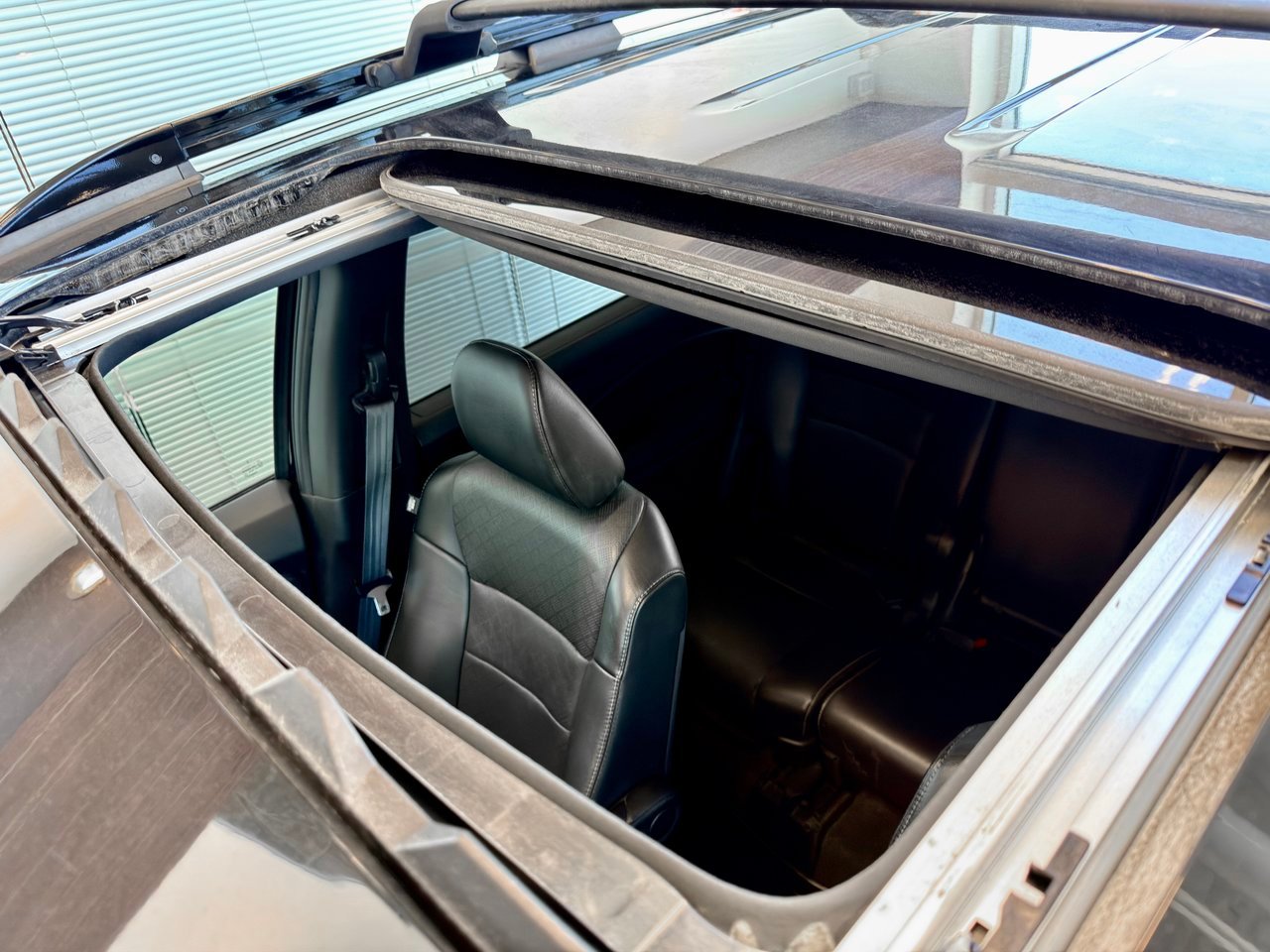 2020 Honda Passport Black Notre-Dame-des-Prairies - photo #14