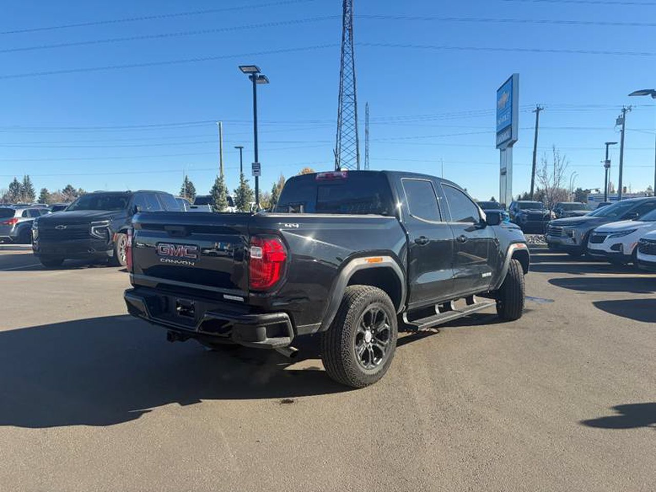 2024 GMC Canyon 4WD Crew Cab Elevation Black Sherwood Park - photo #4