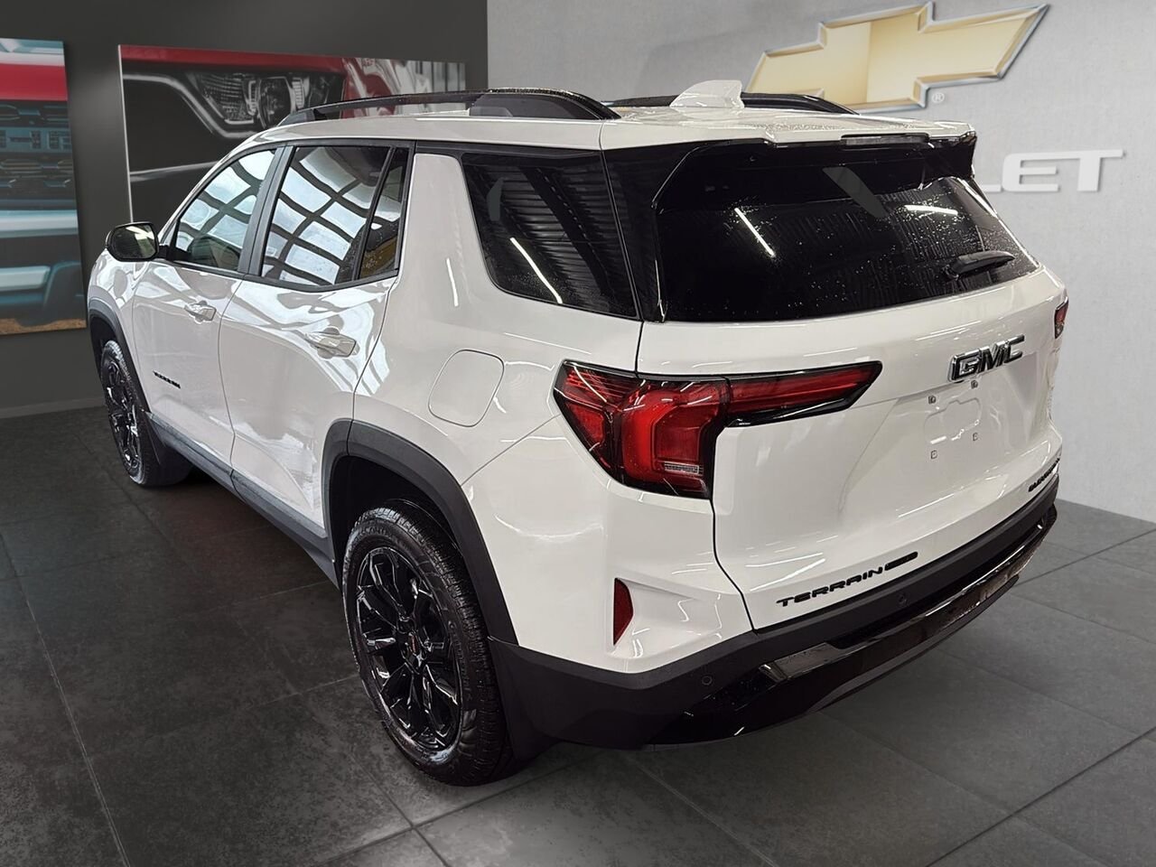 GMC Terrain ÉLÉVATION TI 2027 BLANC SOMMET Saint-Hyacinthe - photo #3