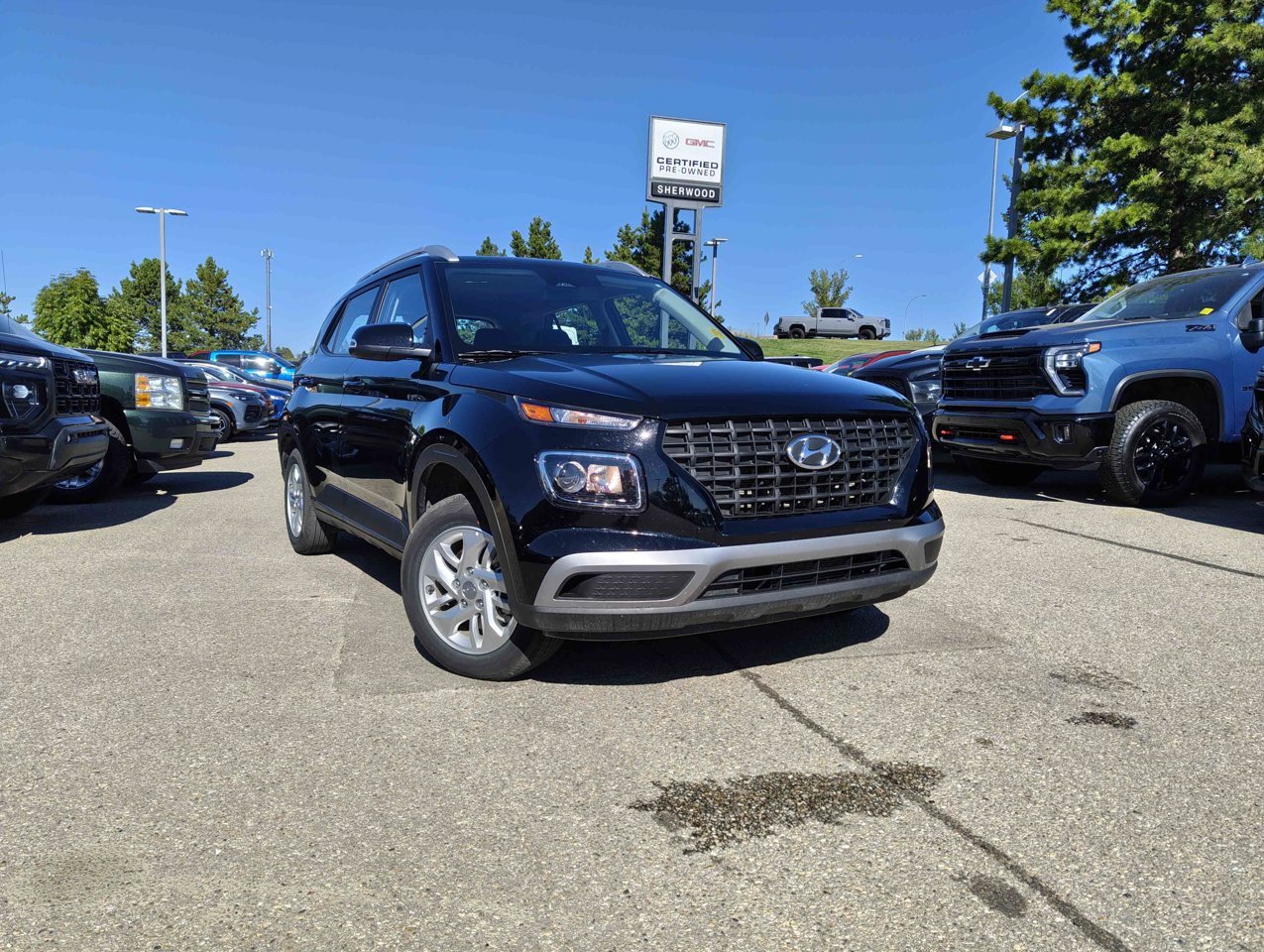 2026 Hyundai Venue Preferred IVT Black Sherwood Park - photo #1