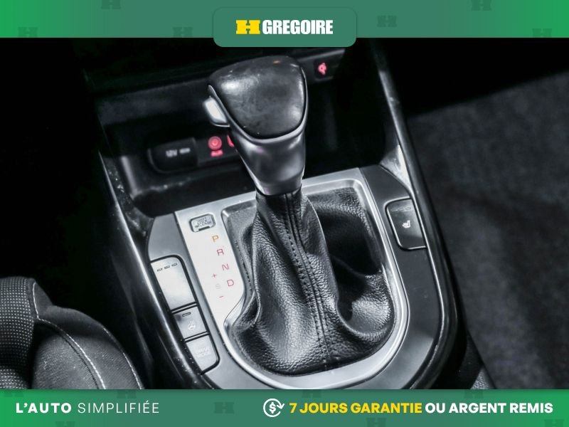 2019 Kia Forte Grey Laval - photo #20