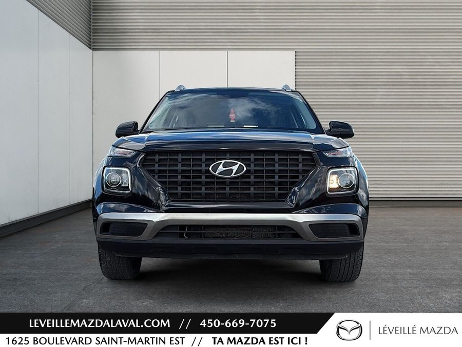 2020 Hyundai Venue Trend IVT Black