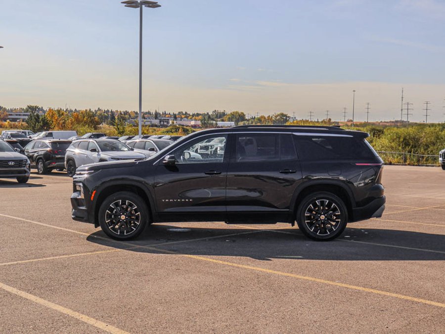 2025 Chevrolet Traverse 2LT 2.5T AWD | 7 Passenger Seating Black