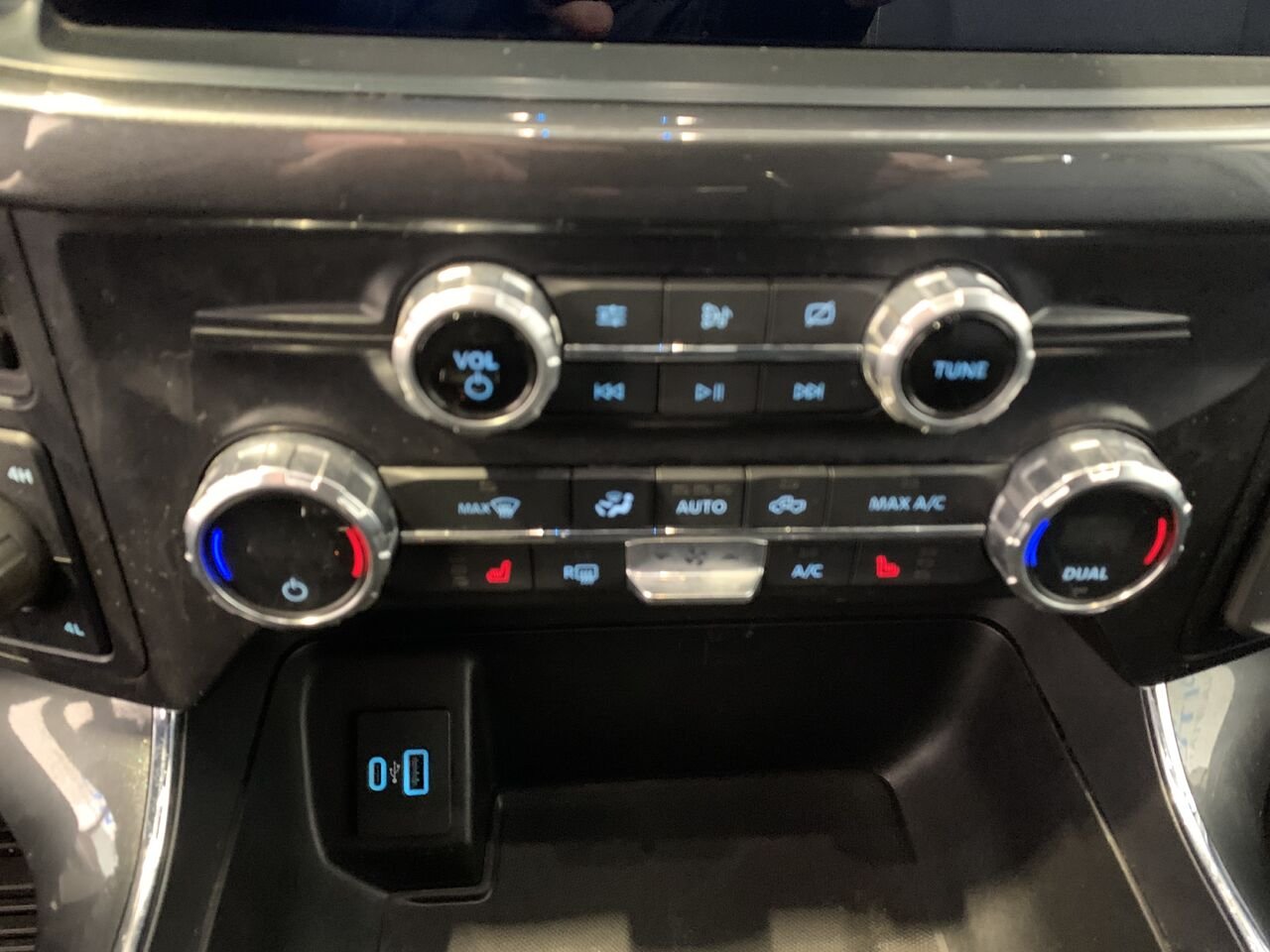 2021 Ford F-150 XLT cabine SuperCrew 4RM caisse de 6,5 pi Grey Châteauguay - photo #34