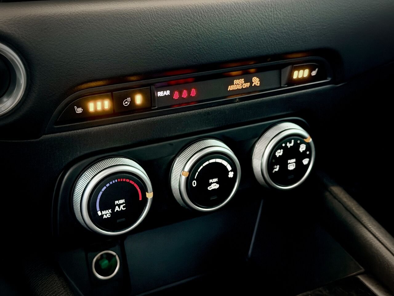 2023 Mazda CX-5 Grey Notre-Dame-des-Prairies - photo #28