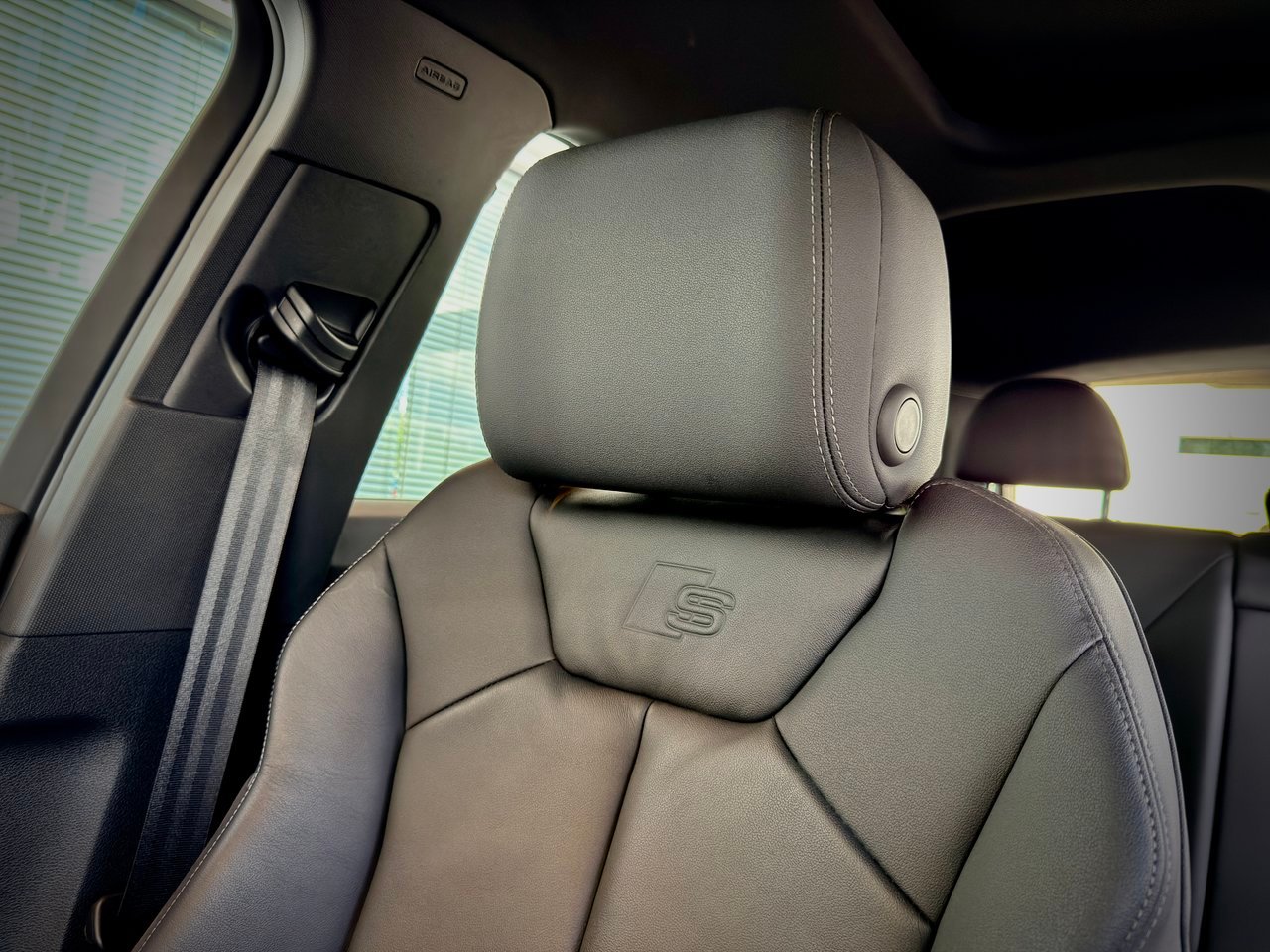 Audi Q3 2019 Rouge Notre-Dame-des-Prairies - photo #17
