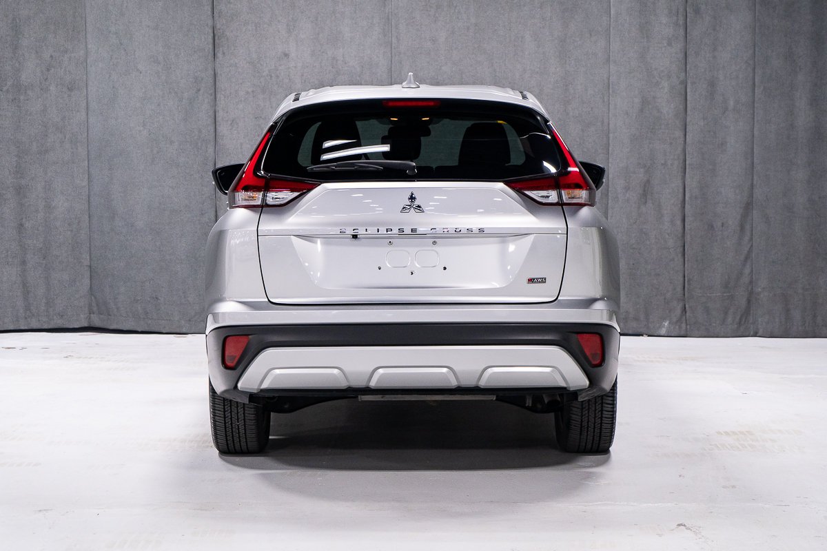 2024 Mitsubishi Eclipse Cross LE S-AWC Silver Montreal - photo #4
