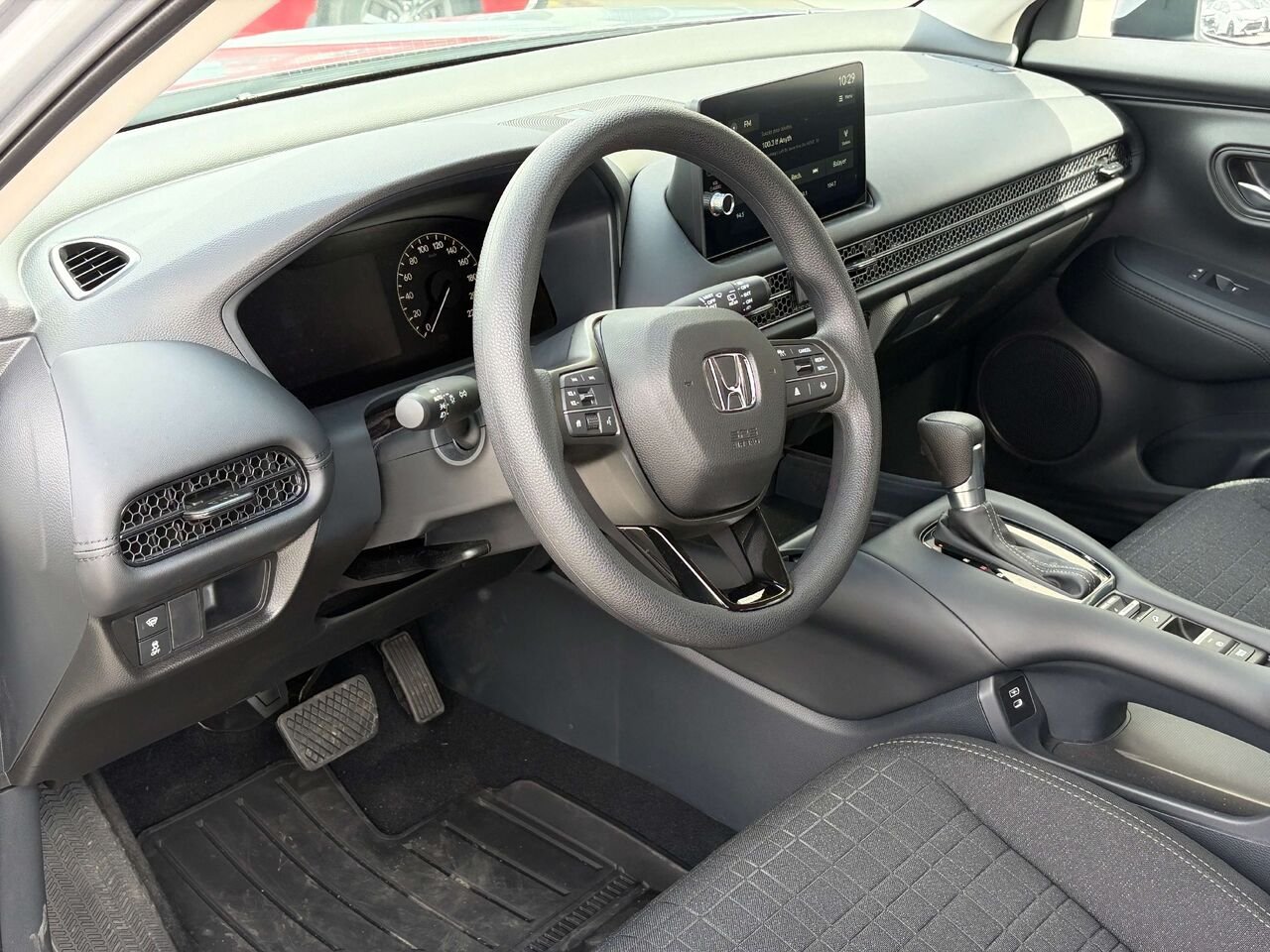 2027 Honda HR-V LX AWD CVT Silver Gatineau - photo #10