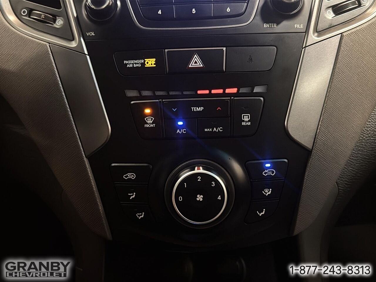 Hyundai Santa Fe Sport | 27-0033A 2015 Blanc Granby - photo #17