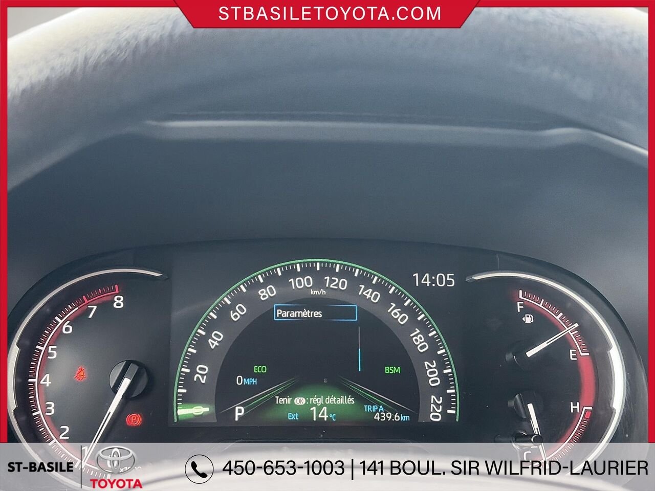 TOYOTA RAV4 2025 Gris Saint-Basile-le-Grand - photo #15