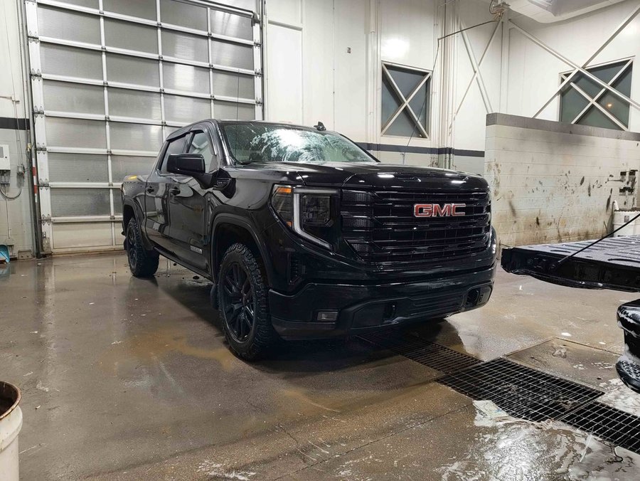 2024 GMC Sierra 1500 Elevation 5.3L X31 | Heated Seats/Steering Wheel Black