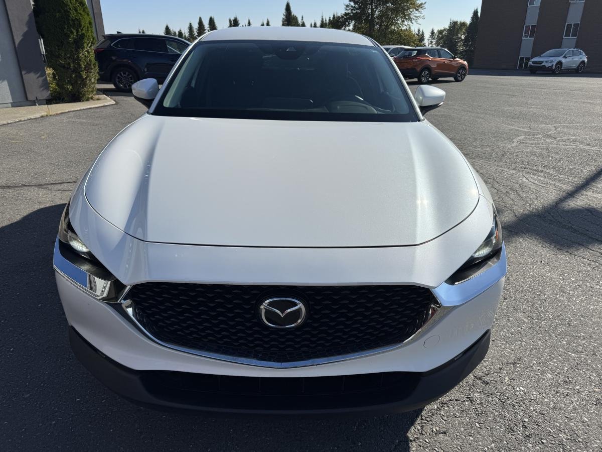 2023 Mazda CX-30 White Lac Mégantic - photo #7