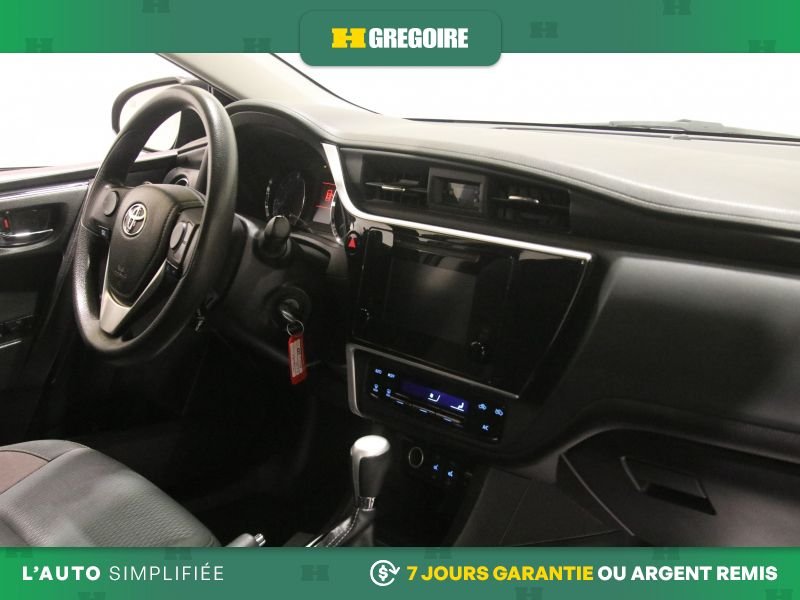 Toyota Corolla 2019 Noir Blainville - photo #29