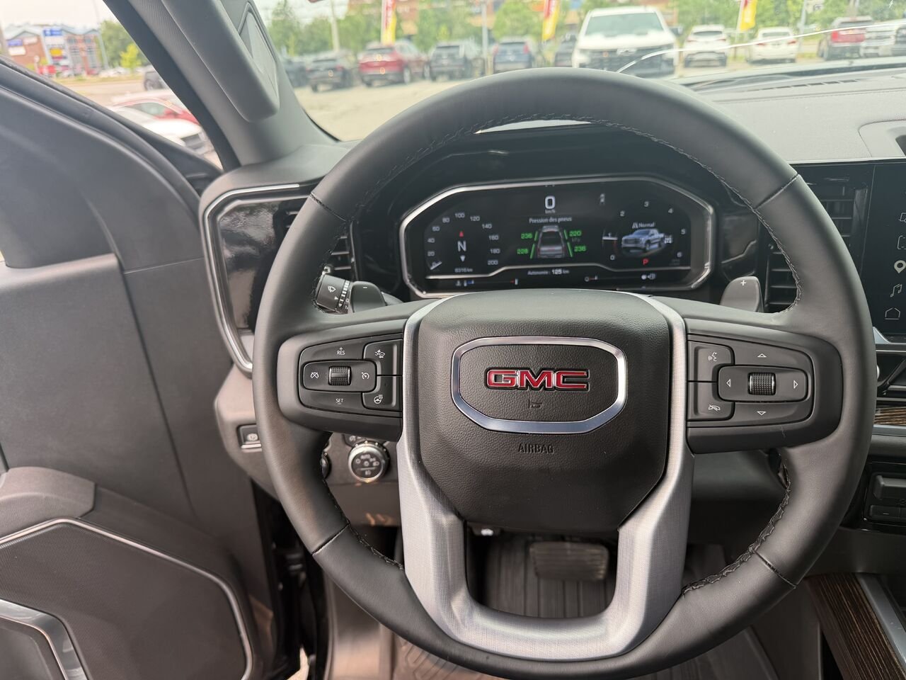 2025 GMC SIERRA K1500 ELEVATION Elevation cabine multiplace 4RM 157 po Black Gatineau - photo #2