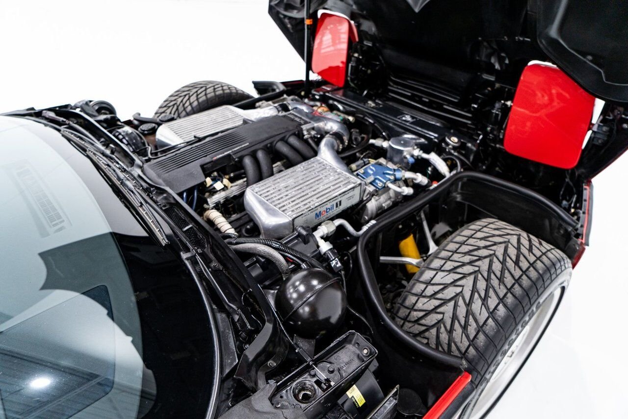 Chevrolet Corvette *PRIX EN USD* Callaway Turbo #123/400 built 1988 Rouge Montréal - photo #16