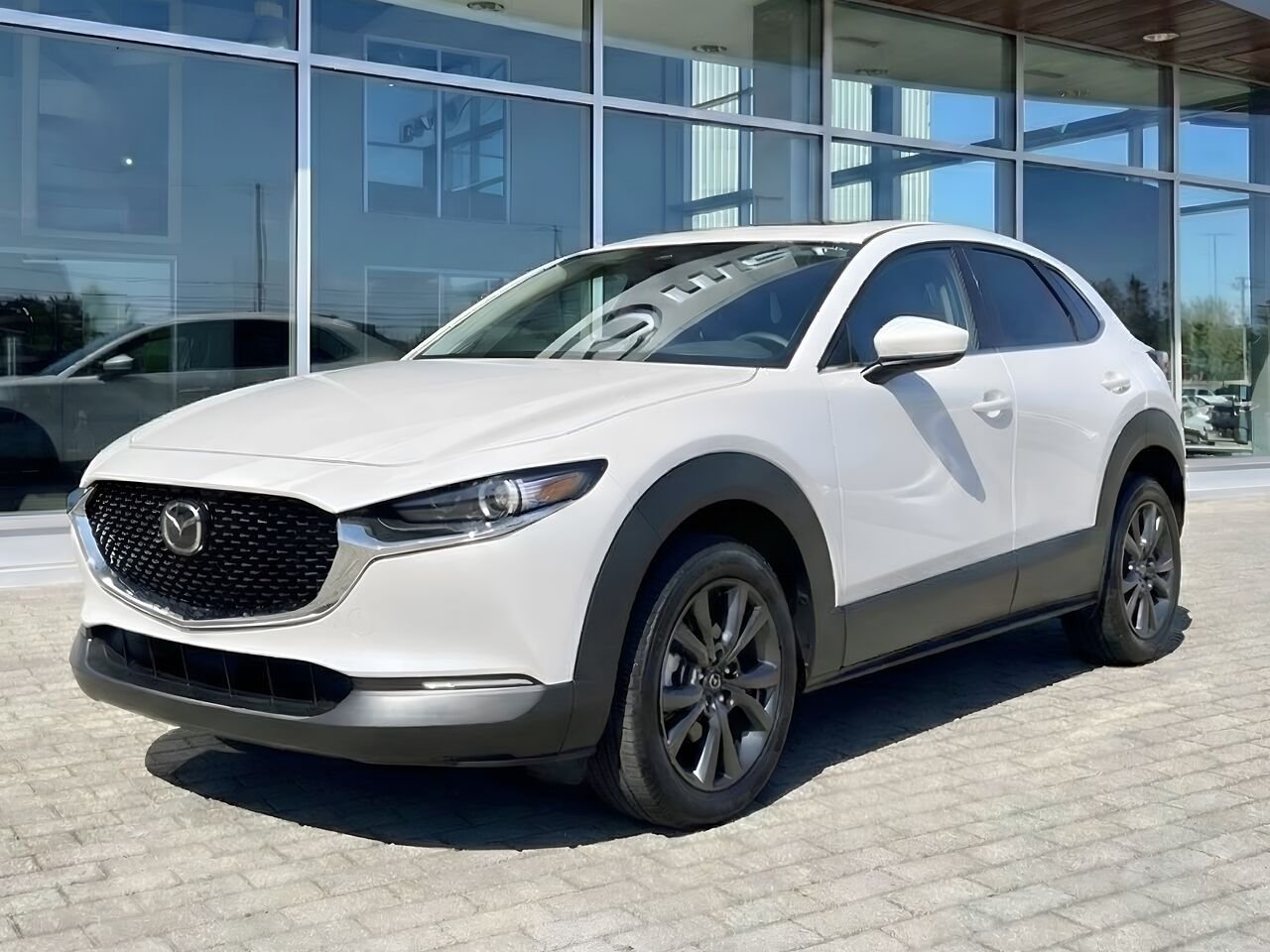 MAZDA CX-30 2026 Blanc neige nacré Notre-Dame-des-Prairies - photo #2