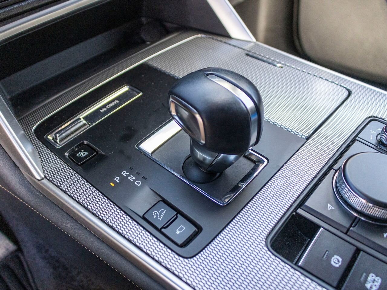 Mazda CX-90 hybride rechargeable GT TI 2024 Gris Châteauguay - photo #16