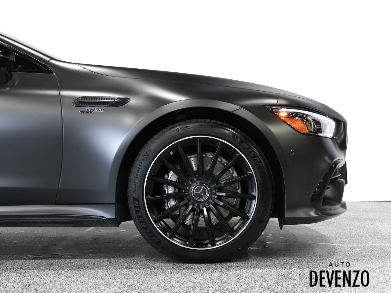 Mercedes-Benz GT AMG 2022 Gris Saint-Eustache - photo #5