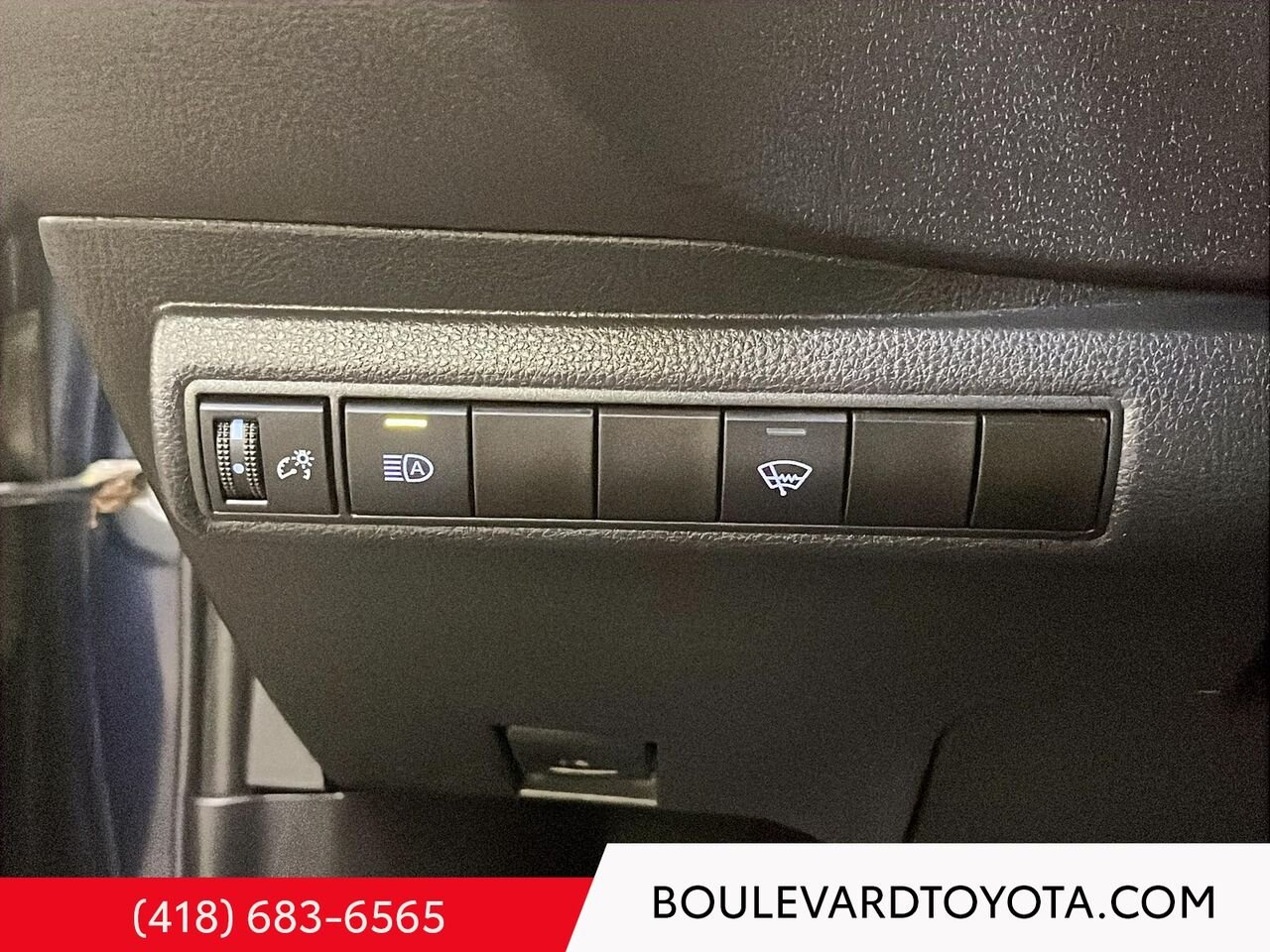 Toyota Corolla 100337A-36 | LE 2022 Bleu Québec - photo #10