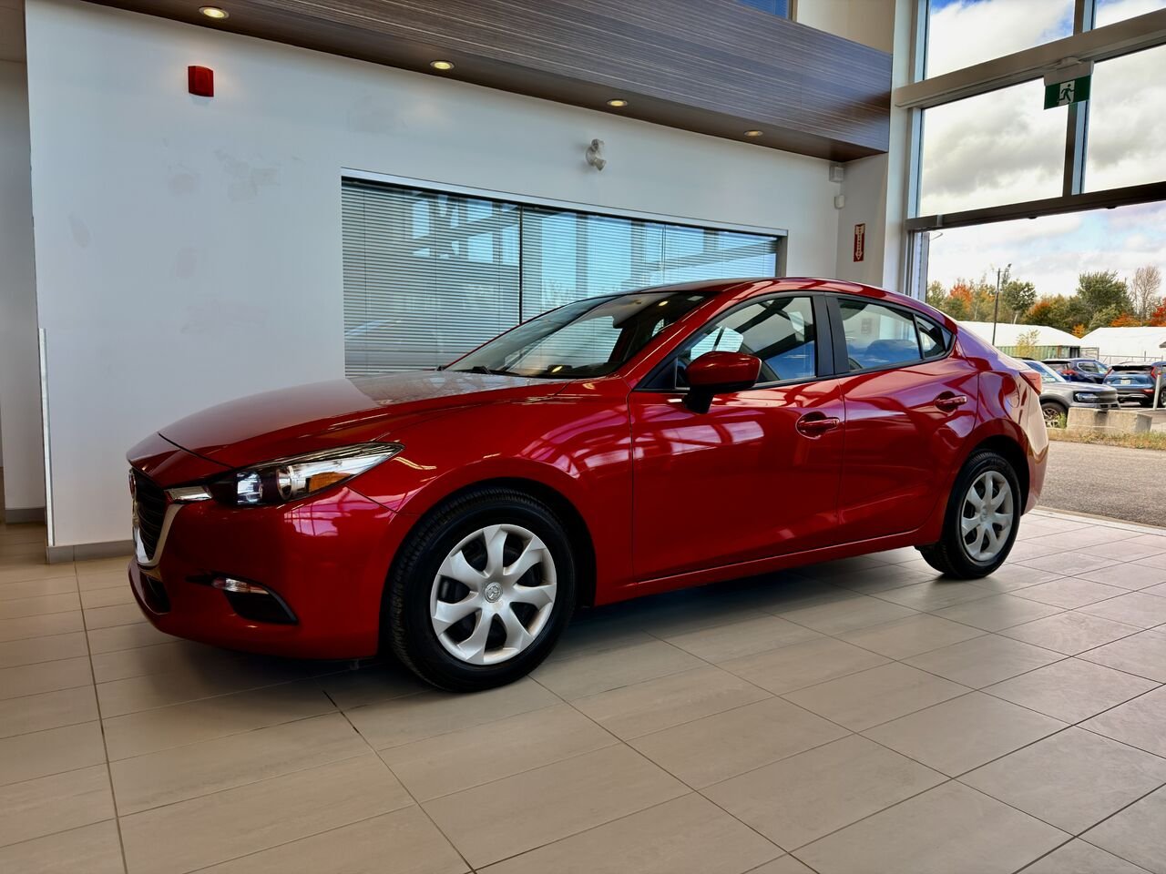 2018 Mazda Mazda3 Red Notre-Dame-des-Prairies - photo #3