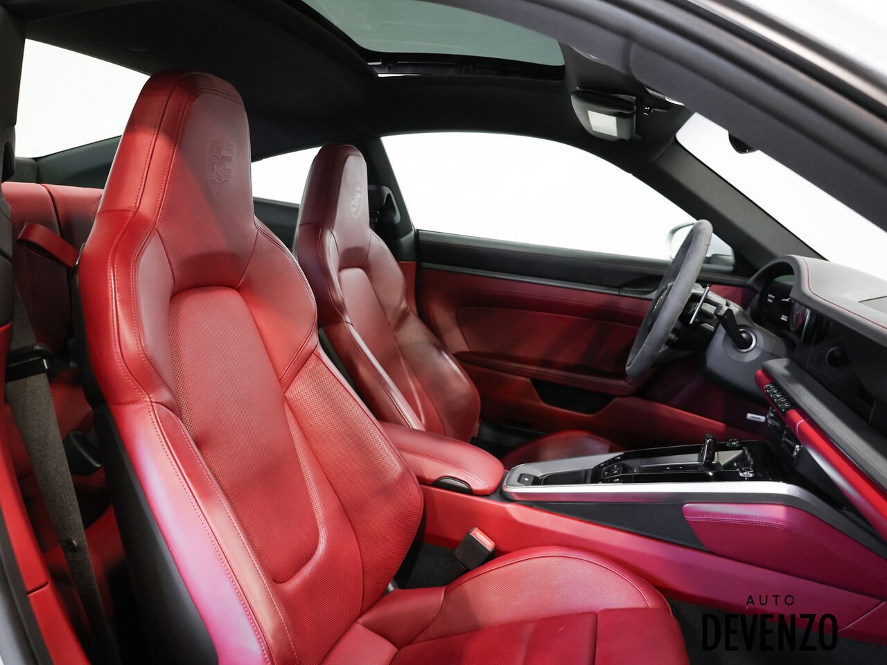 2020 Porsche 911 Silver Saint-Eustache - photo #8