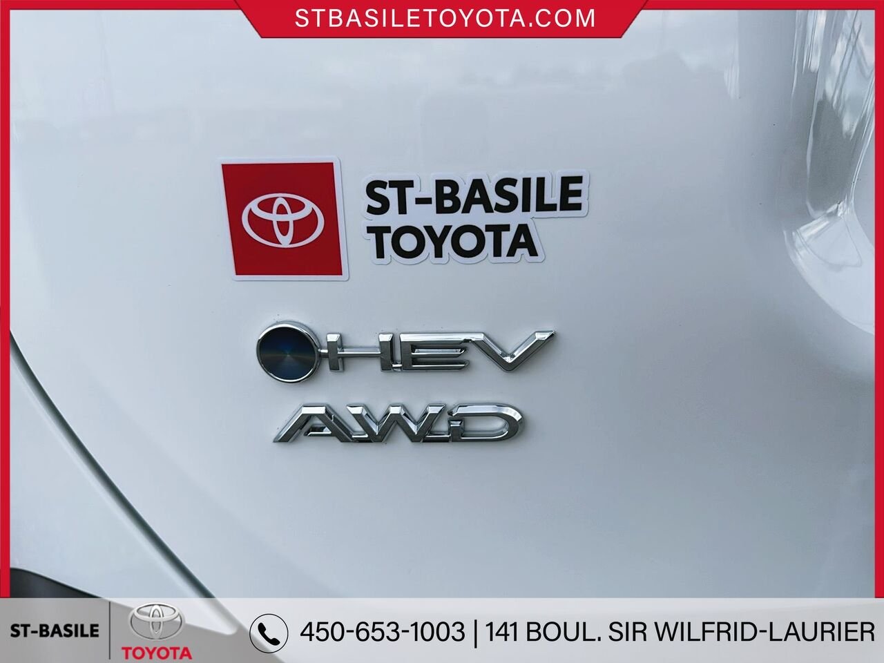 2026 Toyota RAV4 Hybrid White Saint-Basile-le-Grand - photo #17