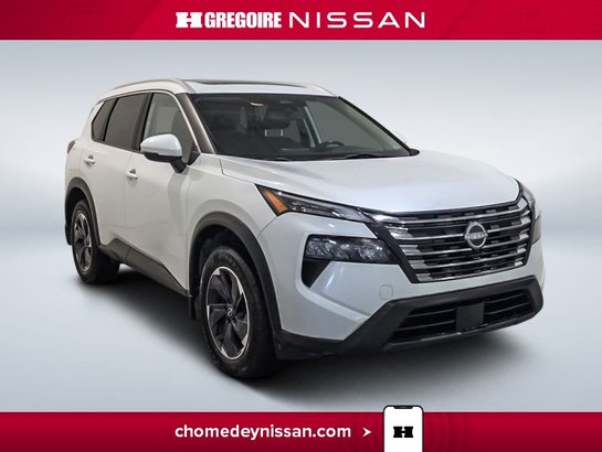 2024 Nissan Rogue SV Moonroof * AWD *Carplay * Bancs Chauffants White