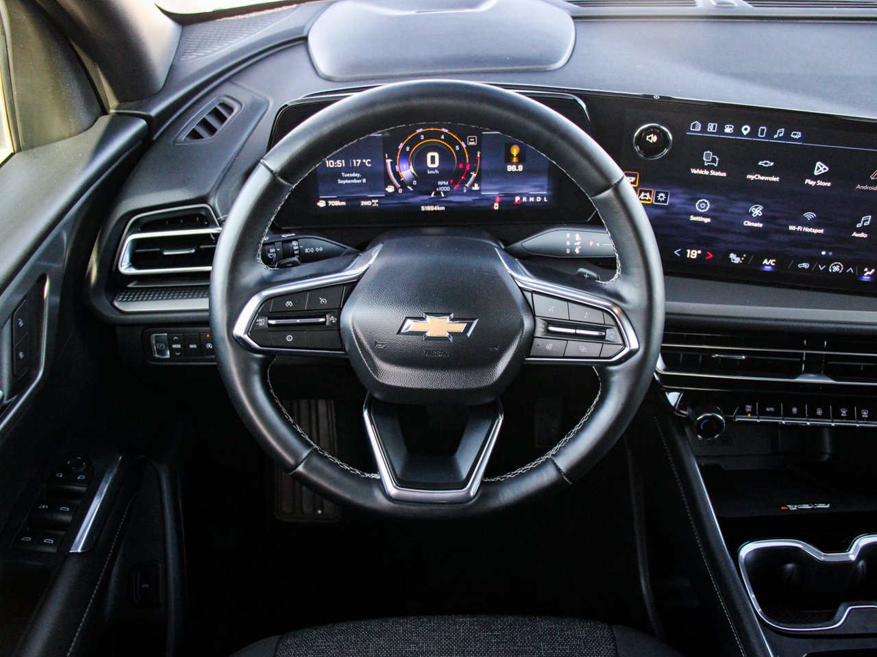 2025 Chevrolet Traverse AWD 4dr LT White Sherwood Park - photo #17
