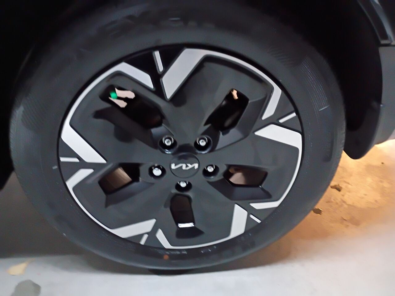 2023 Kia Niro électrique Grey Blainville - photo #15