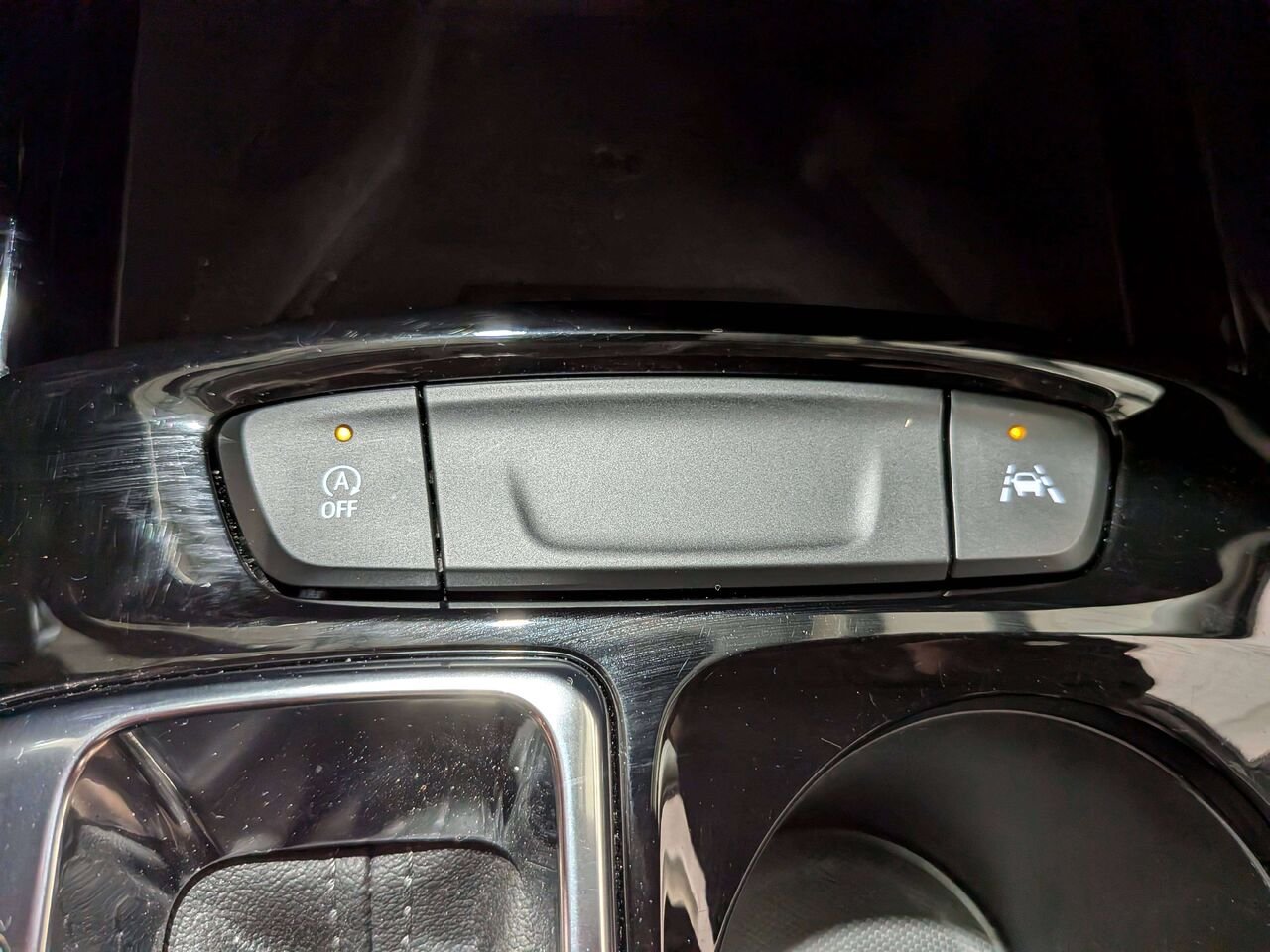 2025 Chevrolet Trax FWD 4dr LT White Val-David - photo #26
