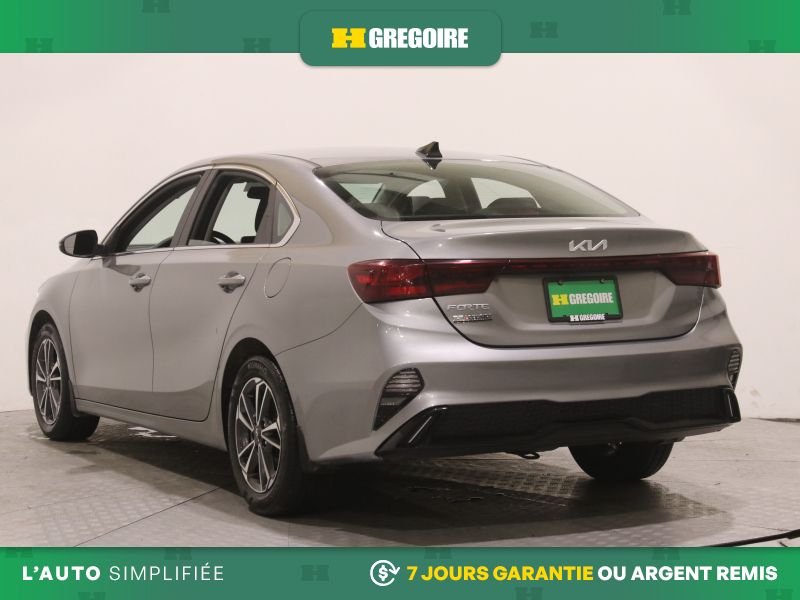 2022 Kia Forte Silver Blainville - photo #5
