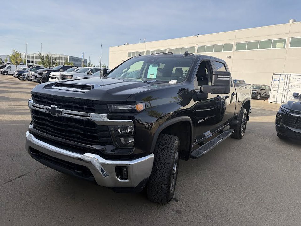 2024 Chevrolet Silverado 2500HD 4WD Crew Cab 159 LT Black Sherwood Park - photo #2