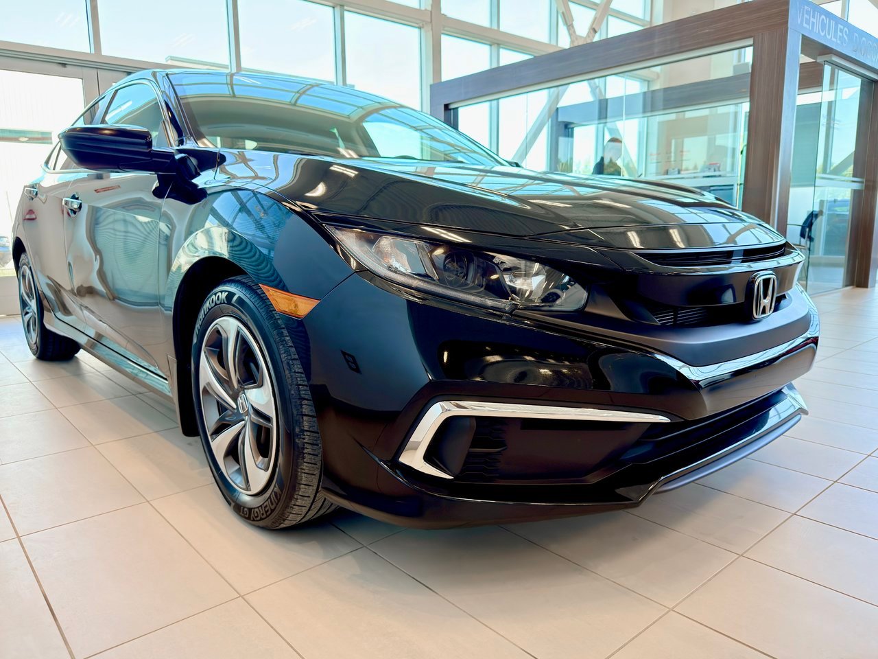 2019 Honda Civic Sedan Black Notre-Dame-des-Prairies - photo #6