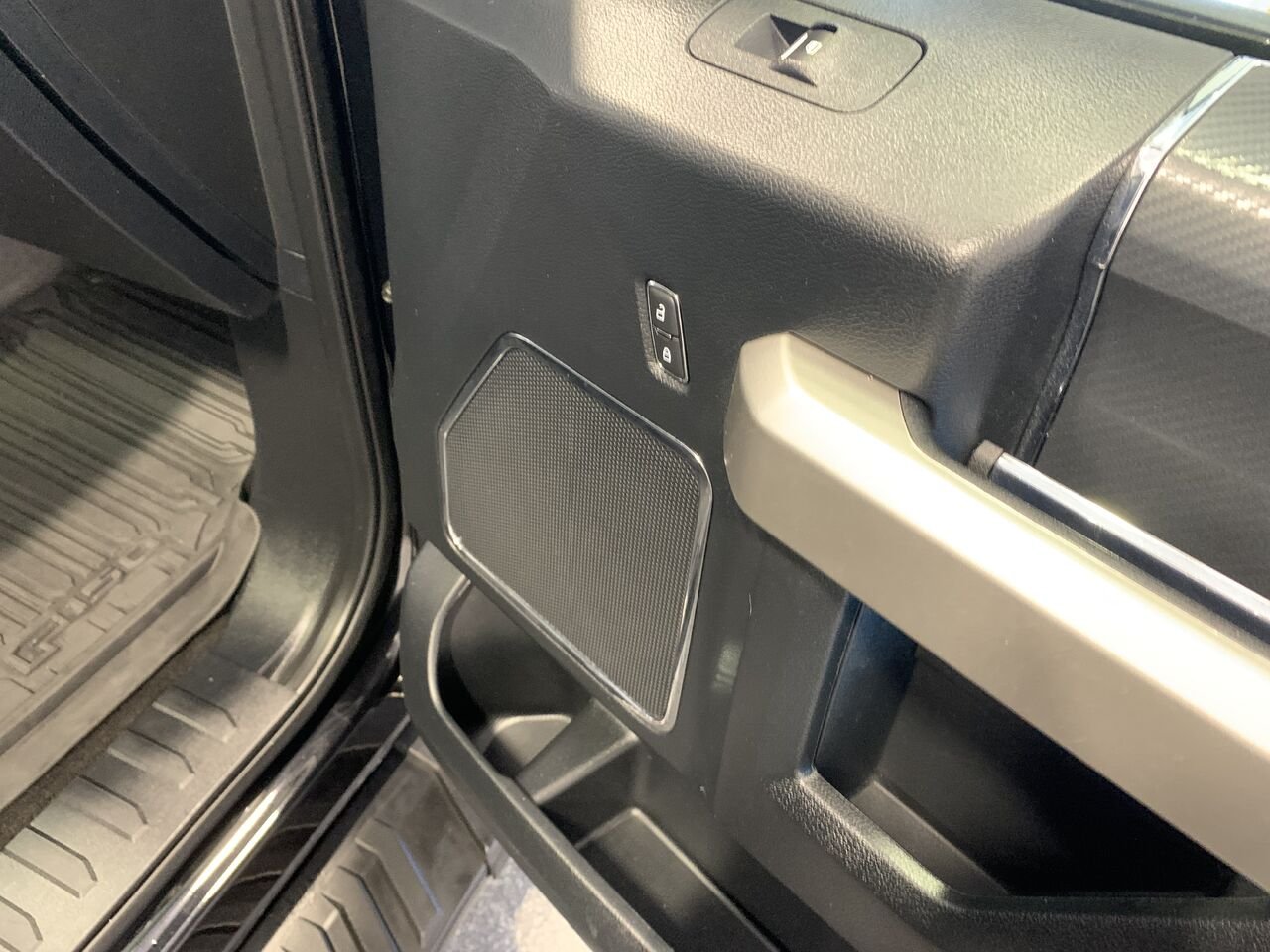 2020 Ford F-150 LARIAT Black Châteauguay - photo #26