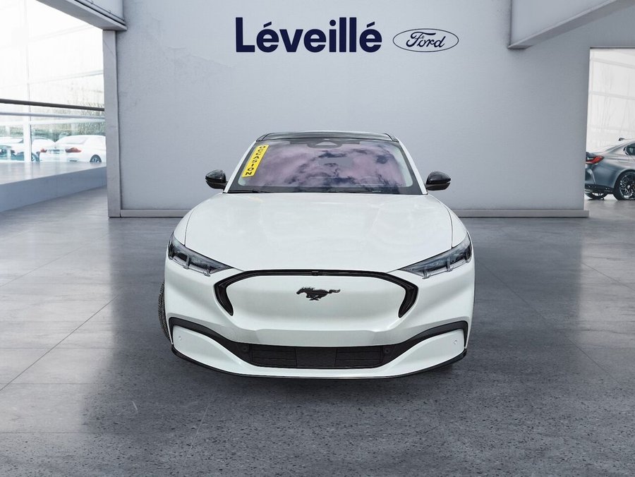 2022 Ford Mustang Mach-E 2022 White