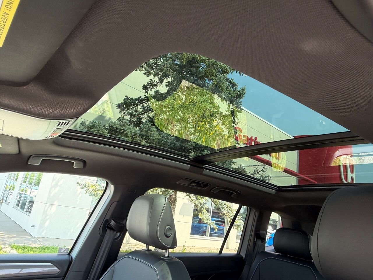 2023 Volkswagen Tiguan Comfortline R-Line Black Edition Grey Gatineau - photo #16