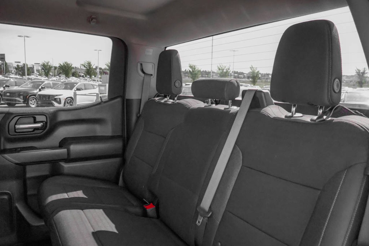 2024 GMC Sierra 1500 4WD Crew Cab 147 Pro White Sherwood Park - photo #30