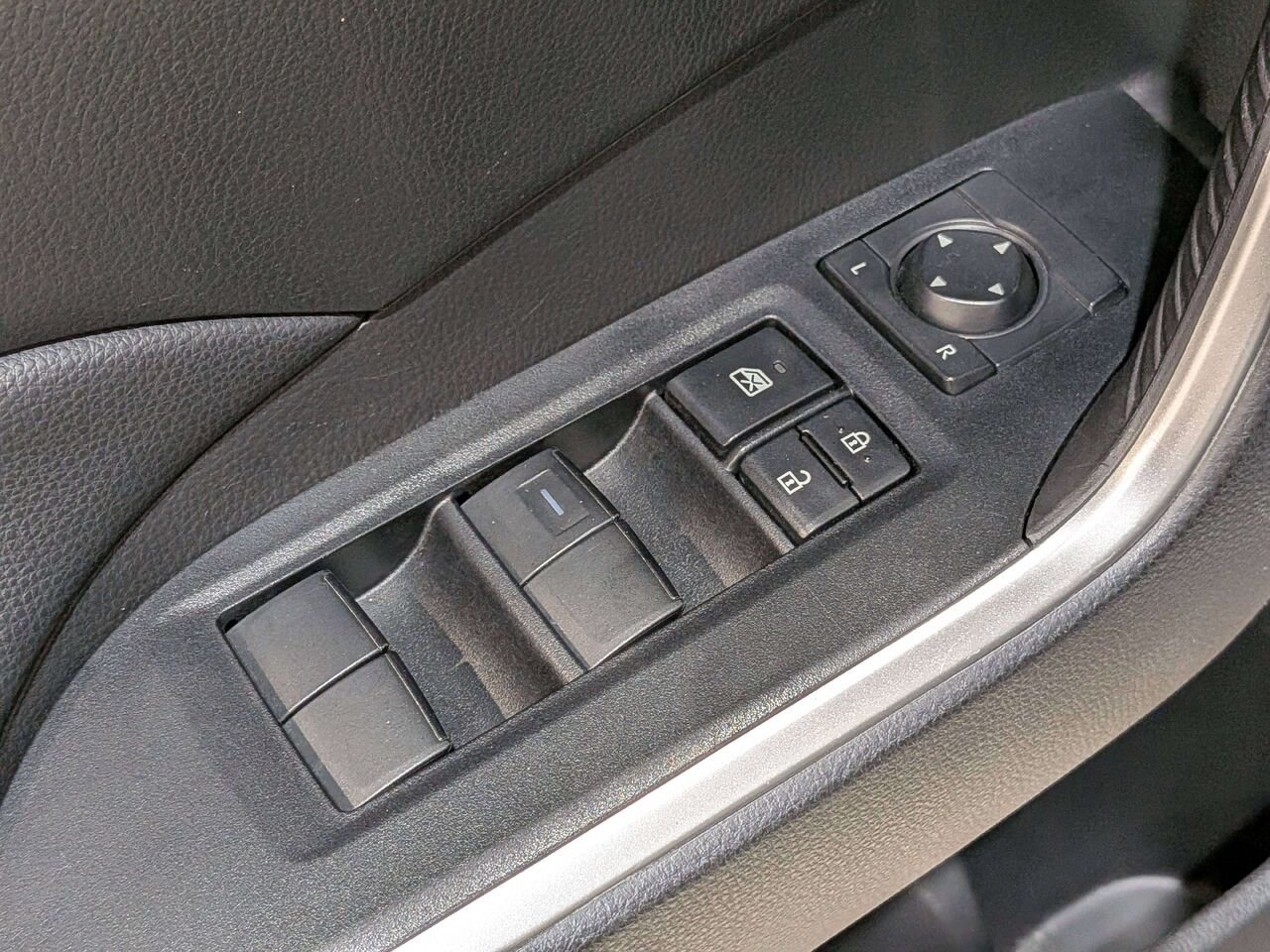 2024 Toyota RAV4 LE AWD Black Val-David - photo #30