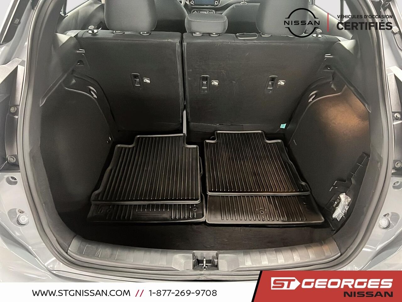 Nissan Kicks 2023 Gris Saint-Georges - photo #5