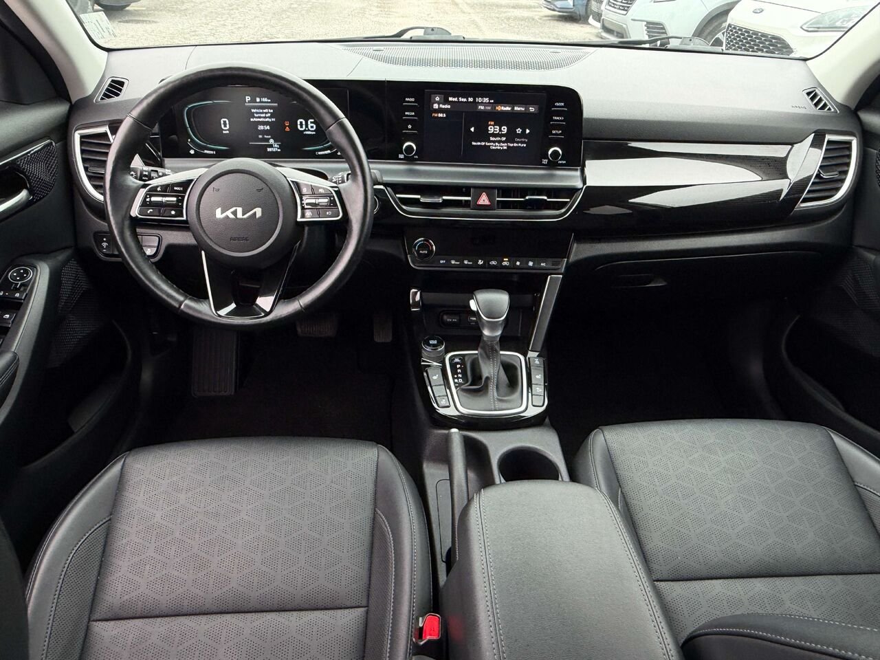 Kia Seltos 2024 Blanc Gatineau - photo #15