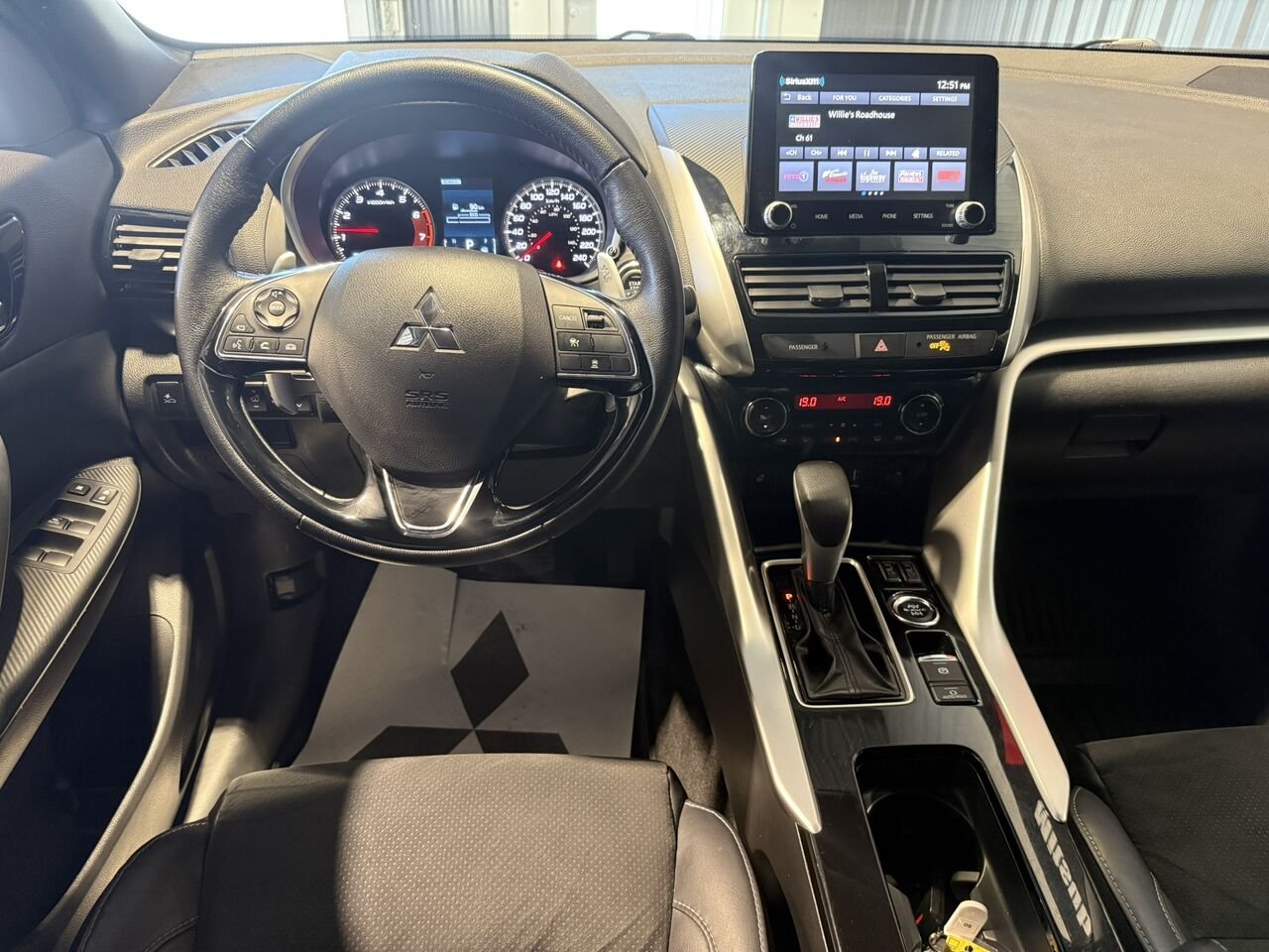 2022 Mitsubishi Eclipse Cross Grey Rouyn-Noranda - photo #6