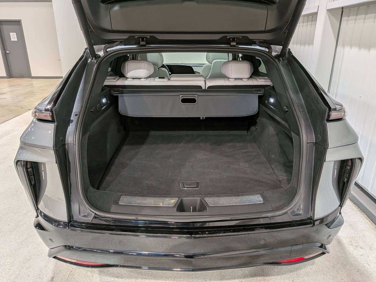Cadillac LYRIQ 4dr Sport w/1SK 2024 Argent Val-David - photo #7