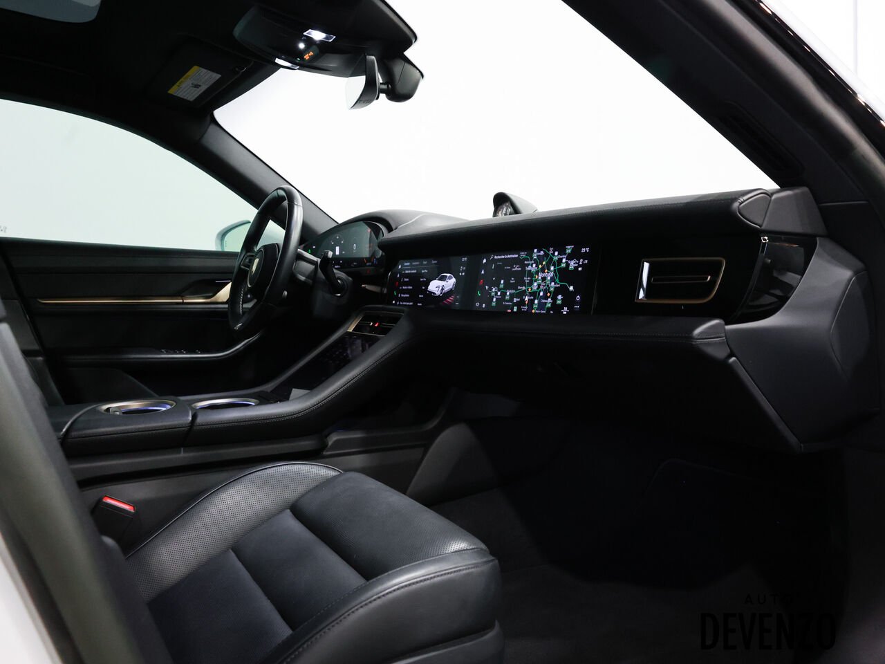 Porsche Taycan 2023 Blanc Saint-Eustache - photo #6