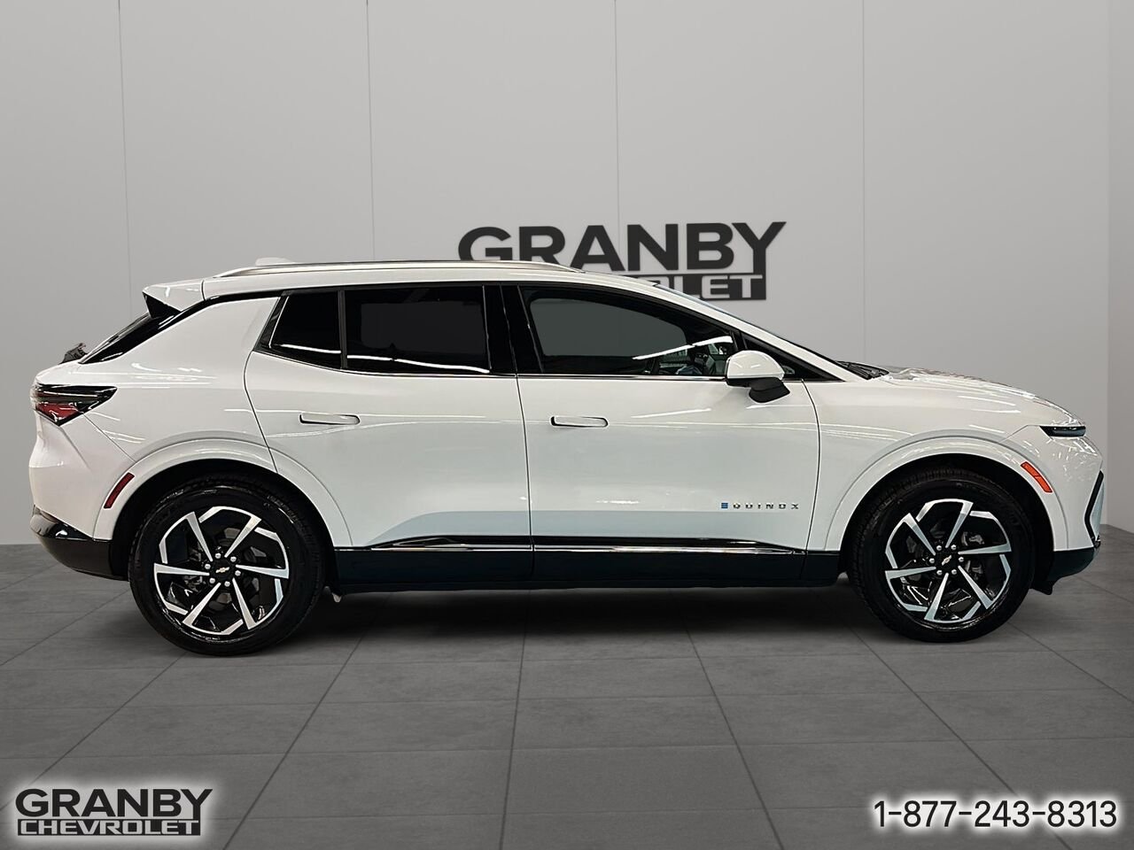 2025 Chevrolet Equinox EV 4 portes - LT | 26-0970A White Granby - photo #3